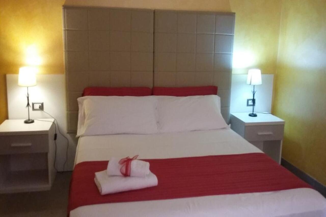 B&B Fiumicino Airport Resort מראה חיצוני תמונה