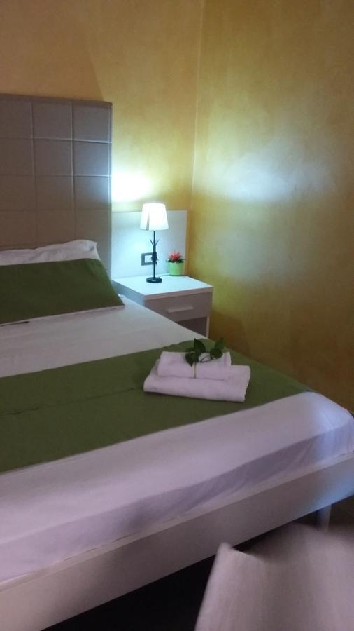 B&B Fiumicino Airport Resort מראה חיצוני תמונה